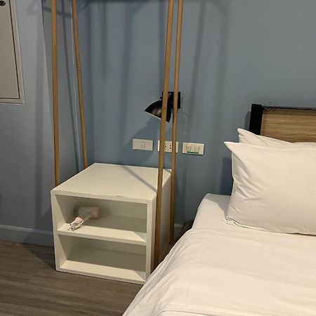 Simply Sleep Hostel Μπανγκόκ Εξωτερικό φωτογραφία