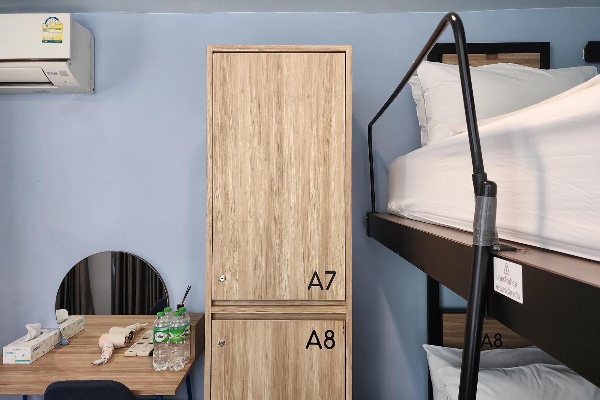 Simply Sleep Hostel Μπανγκόκ Εξωτερικό φωτογραφία